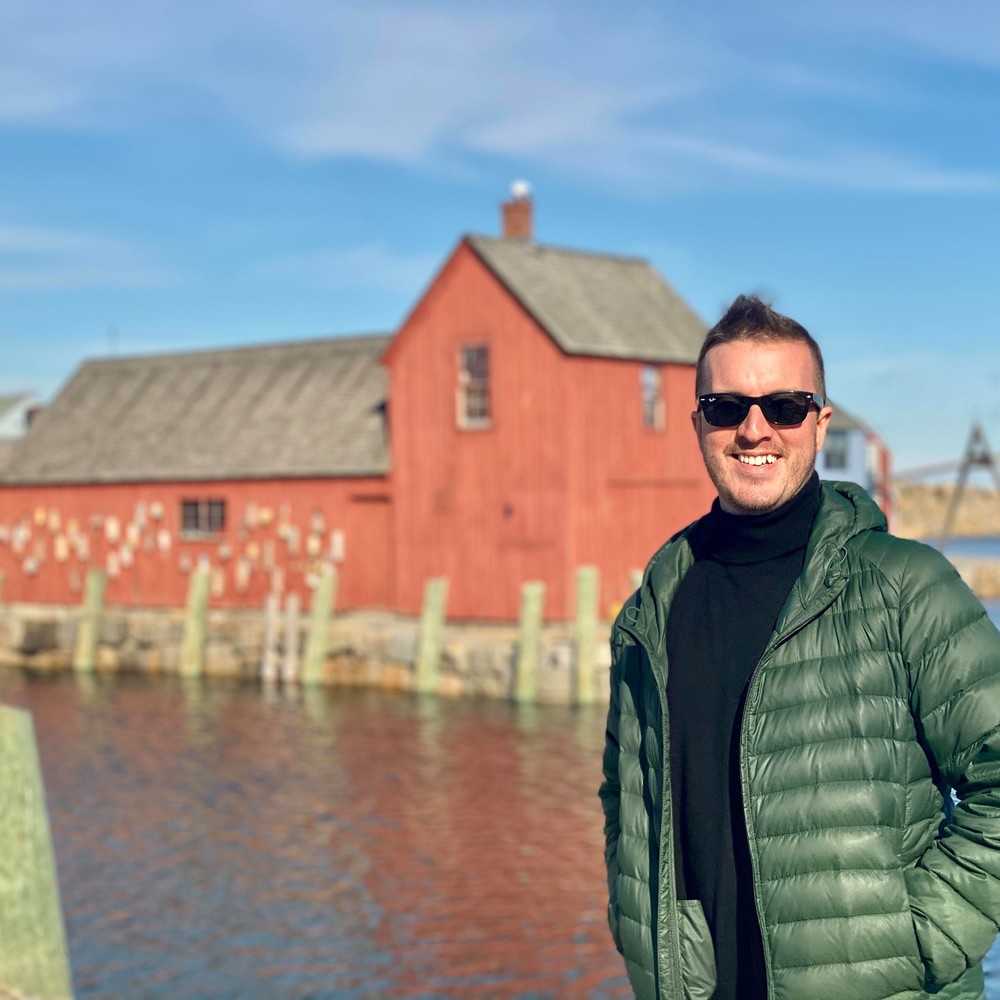 Meet your Posher, Eric